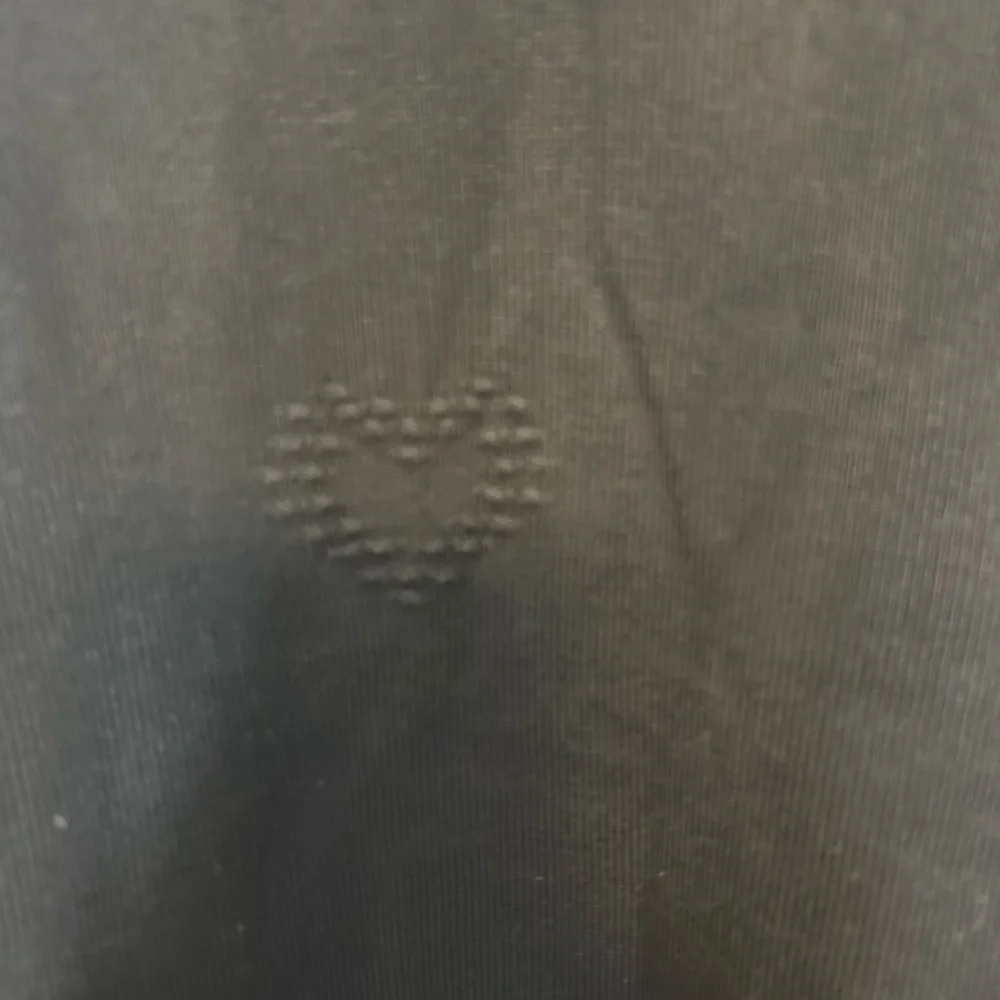 Black Heart Turtleneck Sweater 2X - Picture 2 of 9